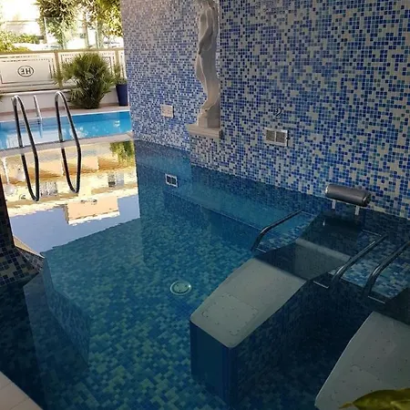 Hotel Embassy
