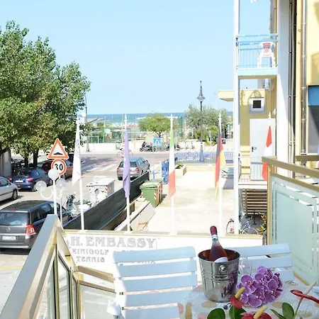 Hotel Embassy